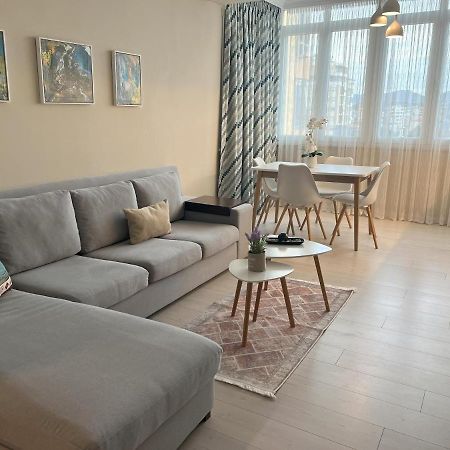 Grand New Bazaar Apartment Tirana Exteriör bild